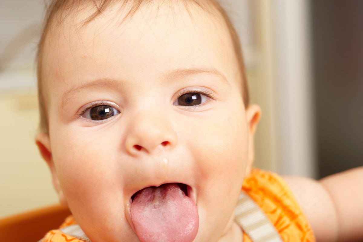 tongue-tie-newborn-signs-parents